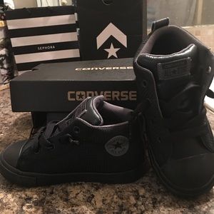 Converse Infant/Toddler Shoe 9